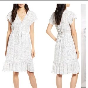 White dress | size medium | perfect for bridal shower 🤍